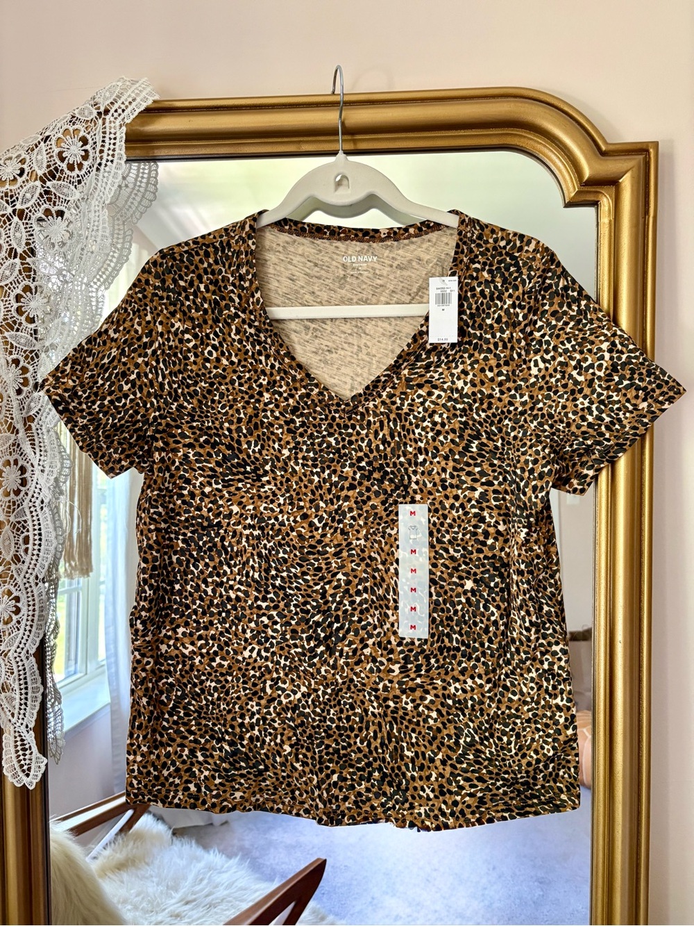 Old Navy Women's Short Sleeve Leopard-Spot V-Neck Top - Brown & Black